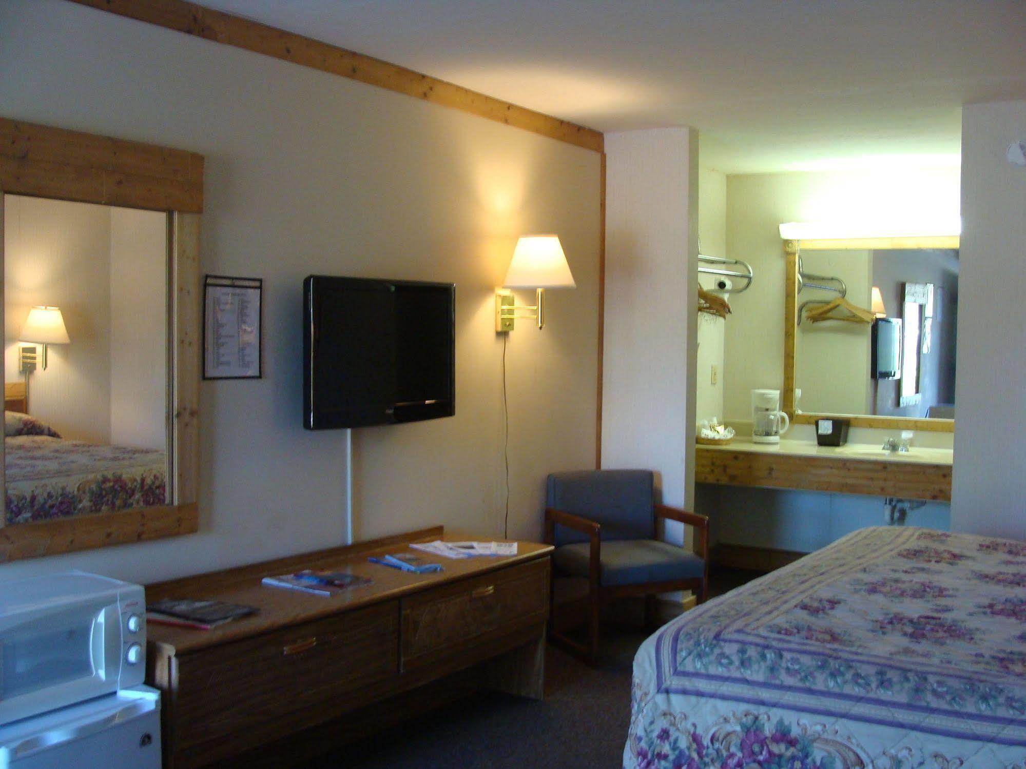 Chatuge Mountain Inn Elf Екстер'єр фото